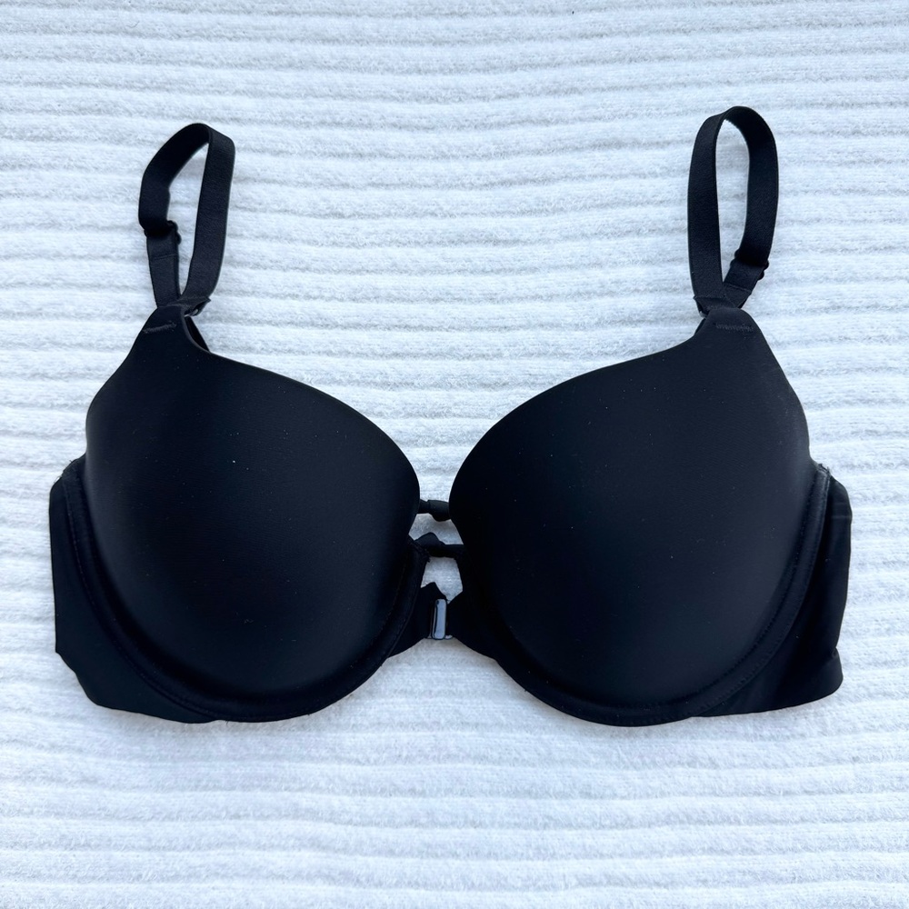 VICTORIA’S SECRET | Demi Bra Black Strappy Back 34D
